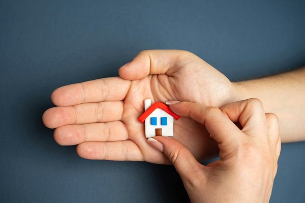 Vente en nue-propriété : augmentez votre liquidité sans déménager